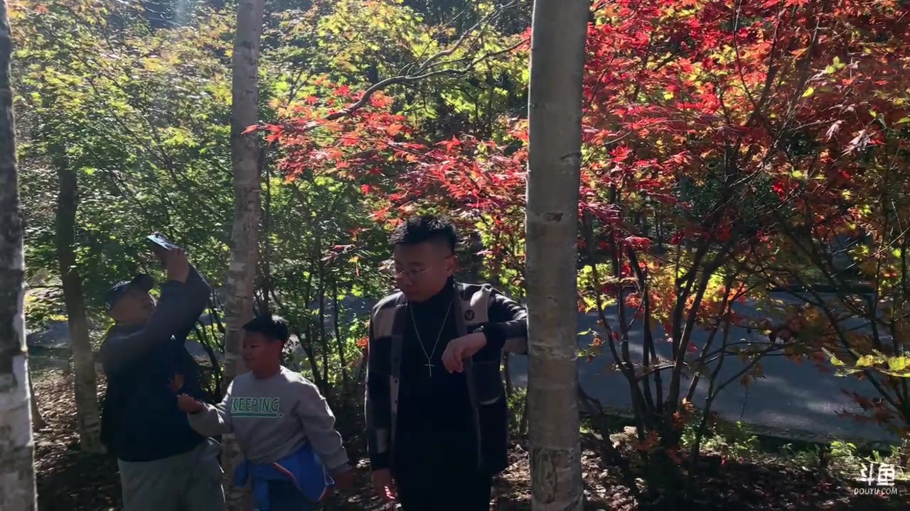 【2023-10-01 08点场】硬汉哥孙士彧：国庆快乐来玩刺激的昆特牌