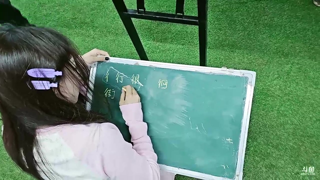 【2023-10-04 16点场】别问问就黑皮：10月4号生日啦