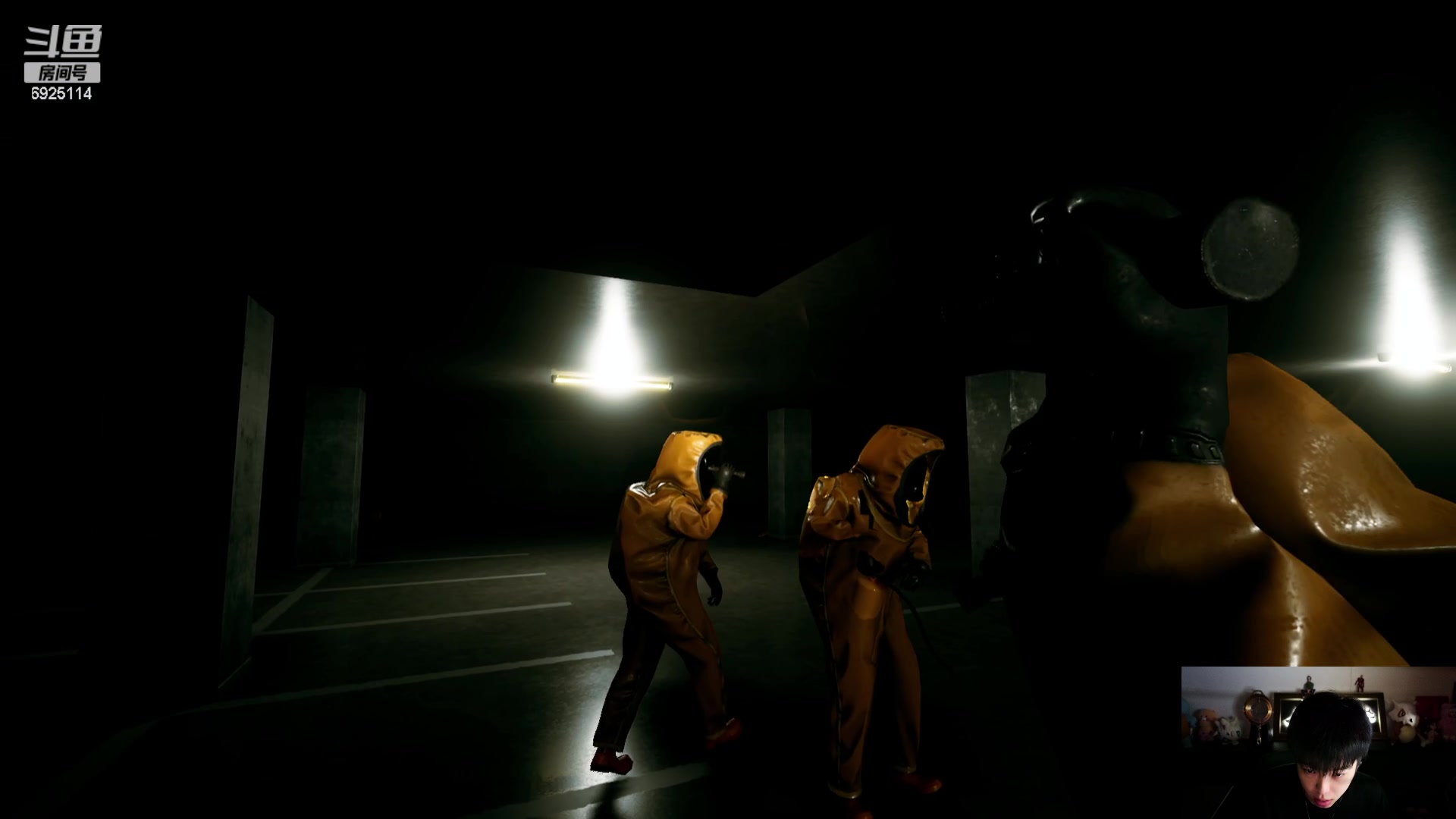 【2023-10-04 20点场】轰轰仔：轰轰：晚上7点见！我的朋友们！