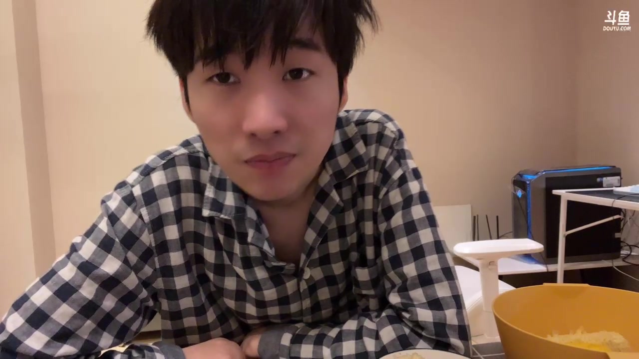 【2023-10-08 19点场】大胖狗koko：自食其力 晚上练刀