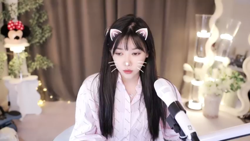 【2023-10-08 22点场】喵小莎：下午三点，晚上11点，