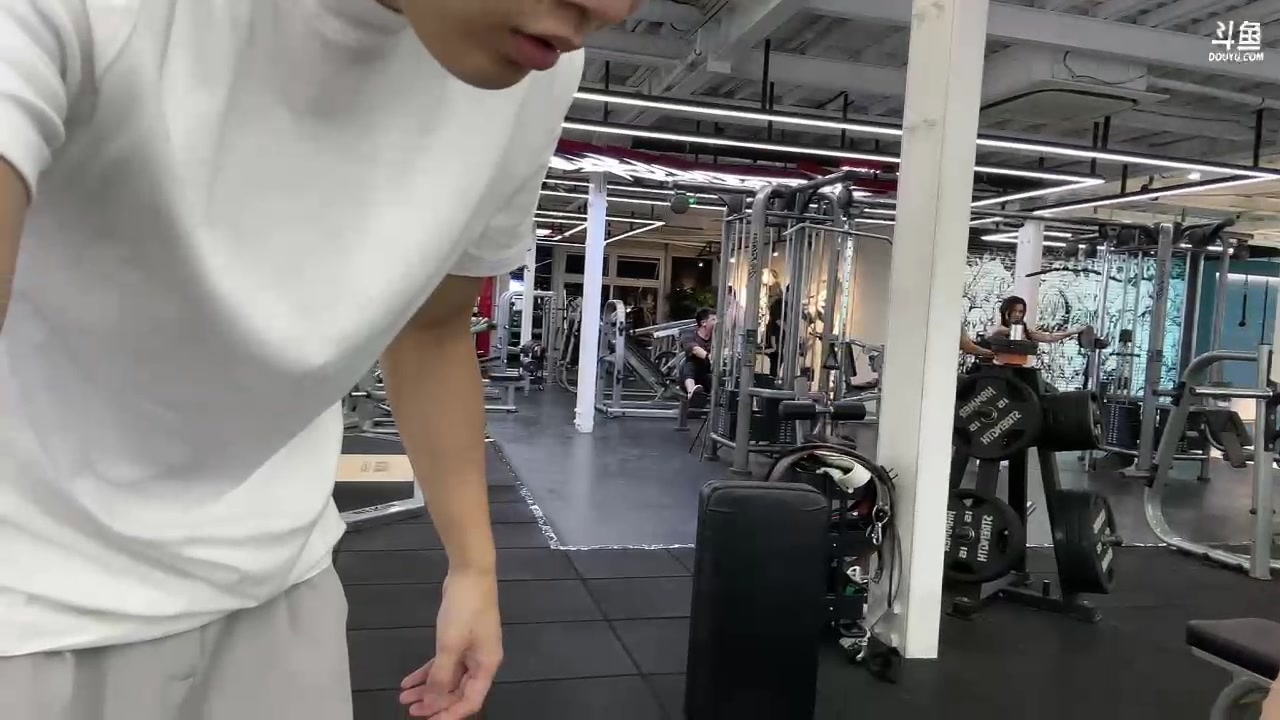 【2023-10-09 20点场】胸肌很大的良小伞：8点大龙刷新！ 巨龙族集合！