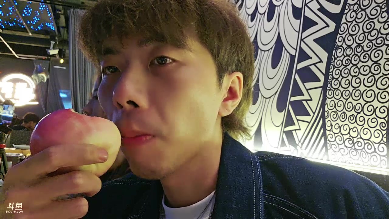 【2023-10-06 02点场】秀才冷男：0.1元粉丝牌钻粉狂欢卡已开~