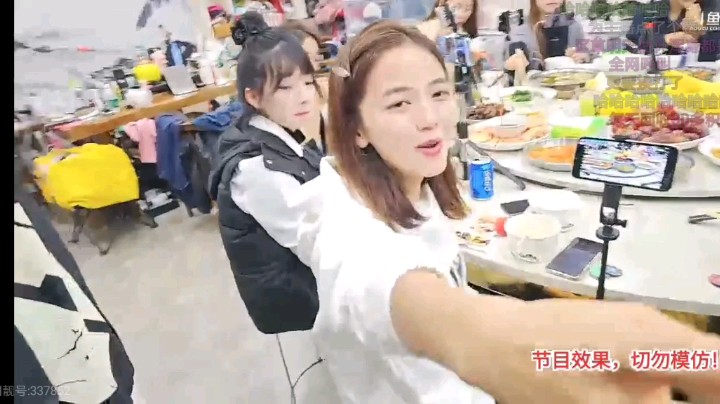 草草提了好建议，肖哥听大哥的奖励她10分2个v