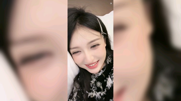 美女聊天可爱，喜欢去朋友家吃饭