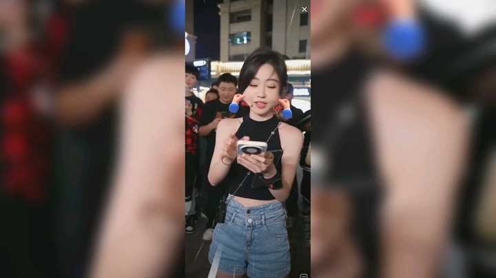 冯提莫唱歌《心墙》