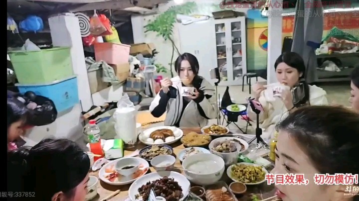 大哥希望蛋蛋吃多点