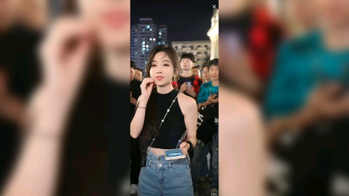 冯提莫唱歌《一百万个可能》