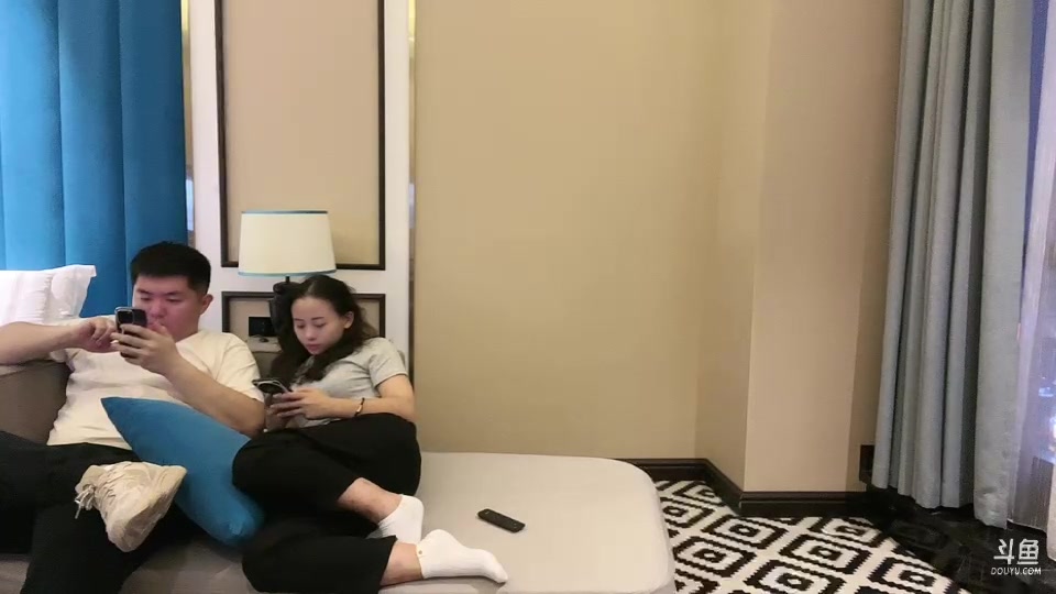 【2023-10-8 19点场】惠娜娜呀:【小奶团】恭喜白羊满级牌子～爷爷荣升榜一