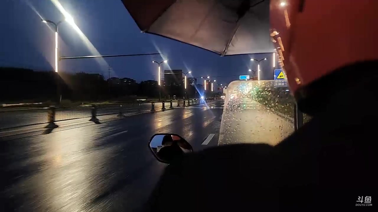 【2023-10-06 18点场】叶子户外：在大凉山，去见三年