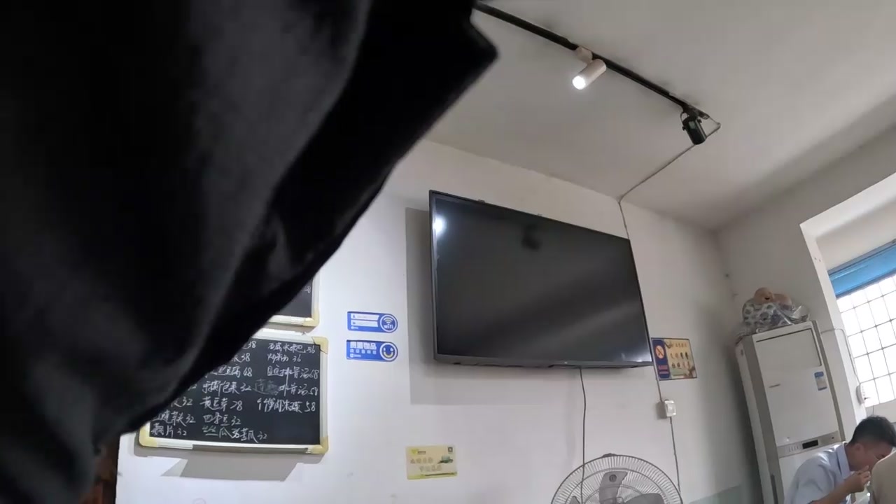 【2023-10-14 11点场】刘灶灶：景德镇陶瓷市集。。。