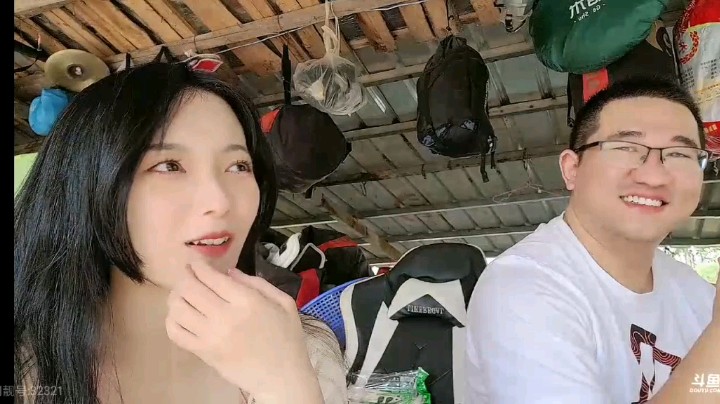 丸子不太会和帅帅哥聊天啊