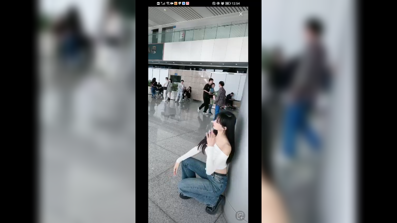 美女车模拍摄真好看