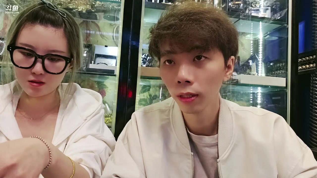 【2023-10-12 16点场】秀才冷男：石家庄第一天！户外走起～双倍已开