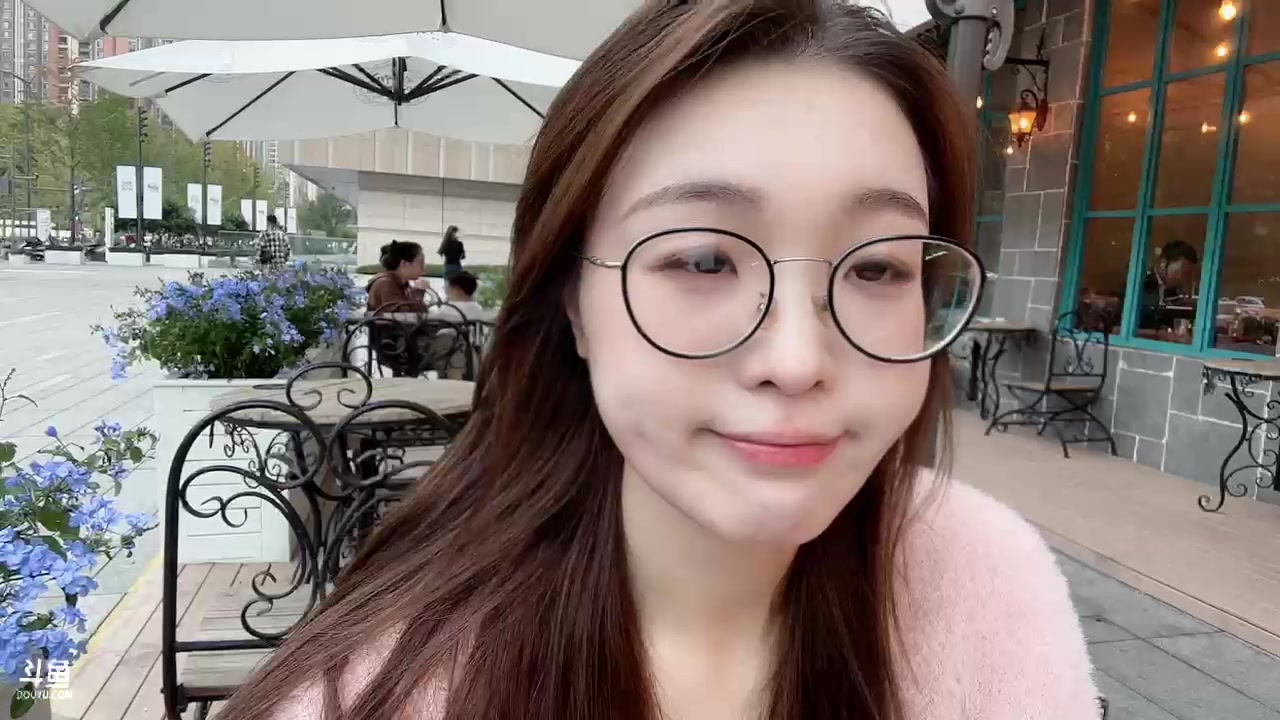 【2023-10-16 18点场】呆妹儿小霸王：【双倍】出来吃个饭
