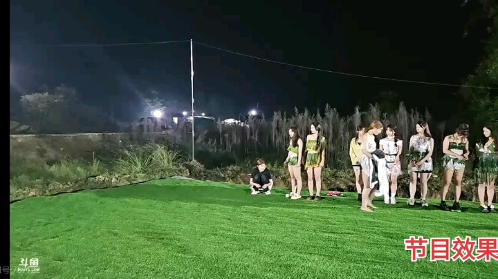 757团播女主播走秀，毛妹专业啊