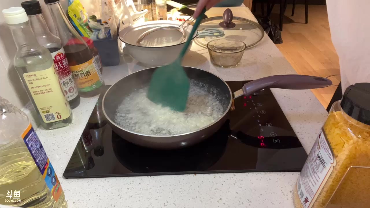 【2023-10-18 18点场】大胖狗koko：今日避风塘皮皮虾