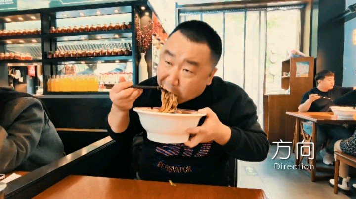 更多小视频关注抖yin号：北京斌子