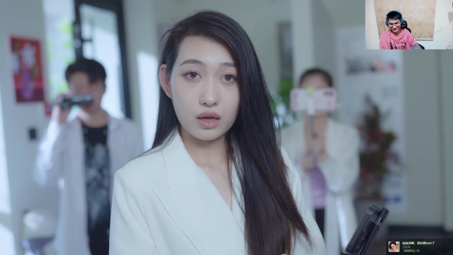 【2023-10-18 20点场】暴走的银剑君丶：银剑君：晚上好呀，小帅哥！`