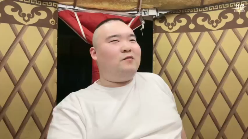 【2023-10-20 00点场】白鲨常旭DBQ：笑着看比赛！