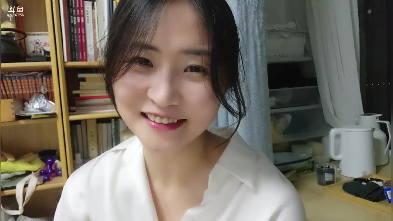 【2023-10-22 21点场】刘灶灶：播会儿体感游戏