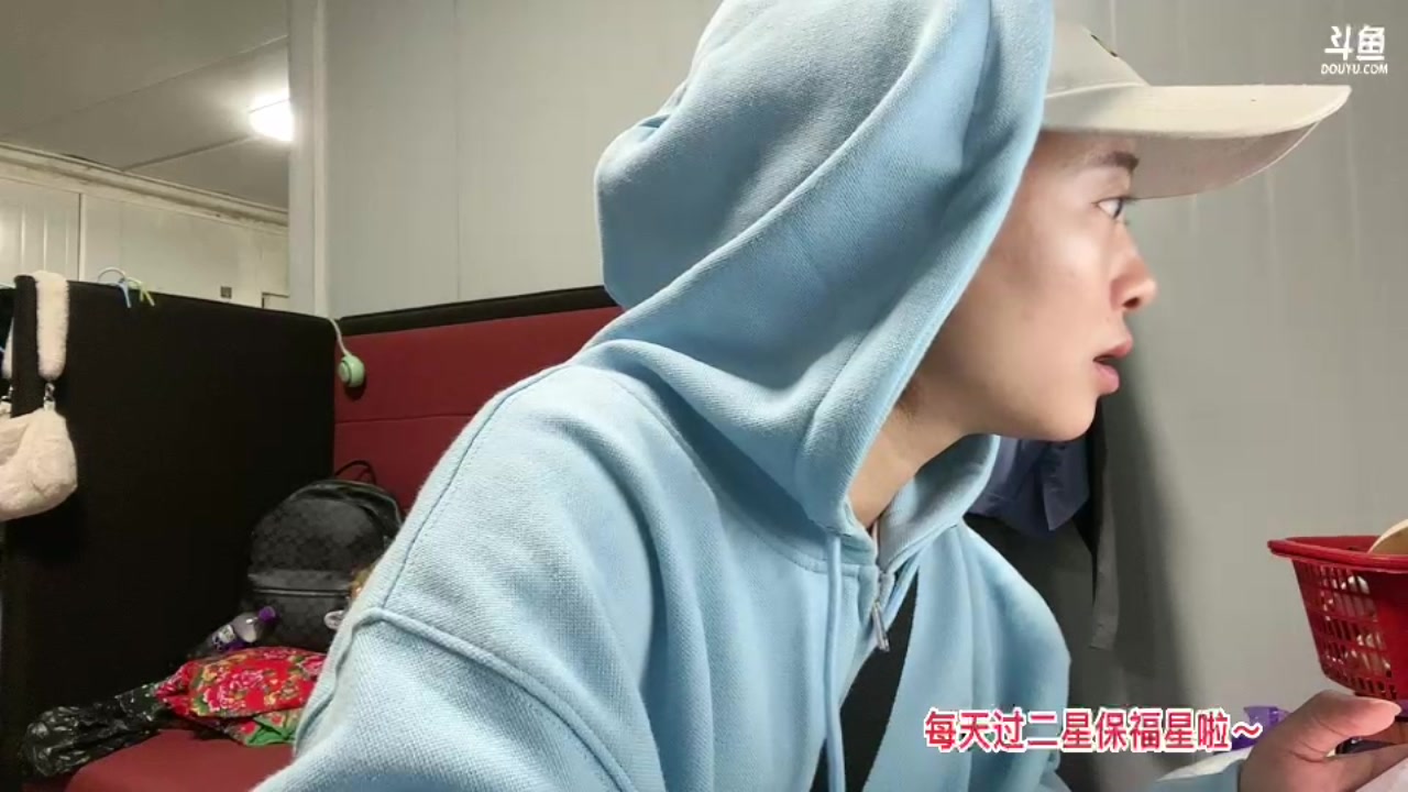 【2023-10-19 00点场】惠娜娜呀：【小奶团】985团播