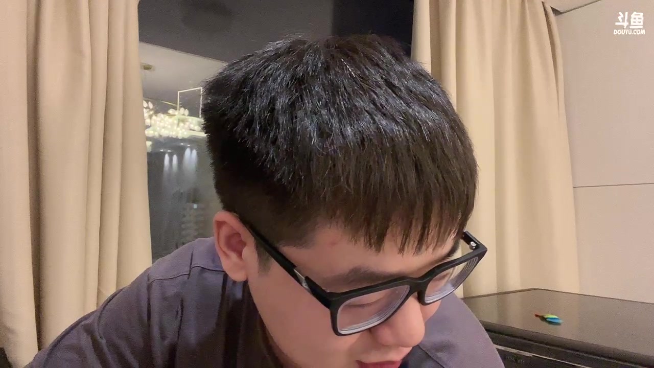 【2023-10-23 20点场】067QAQ：新人主播点点关注支持一下！