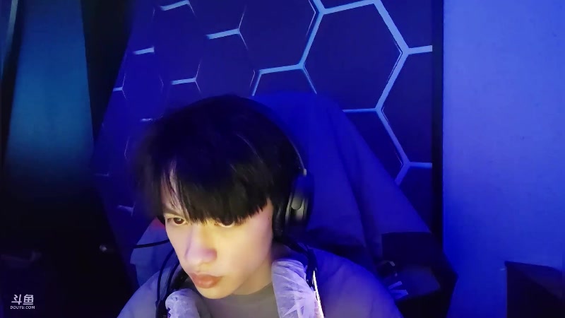 【2023-10-21 14点场】九二楷之丶92K：今天无畏契约重庆省赛