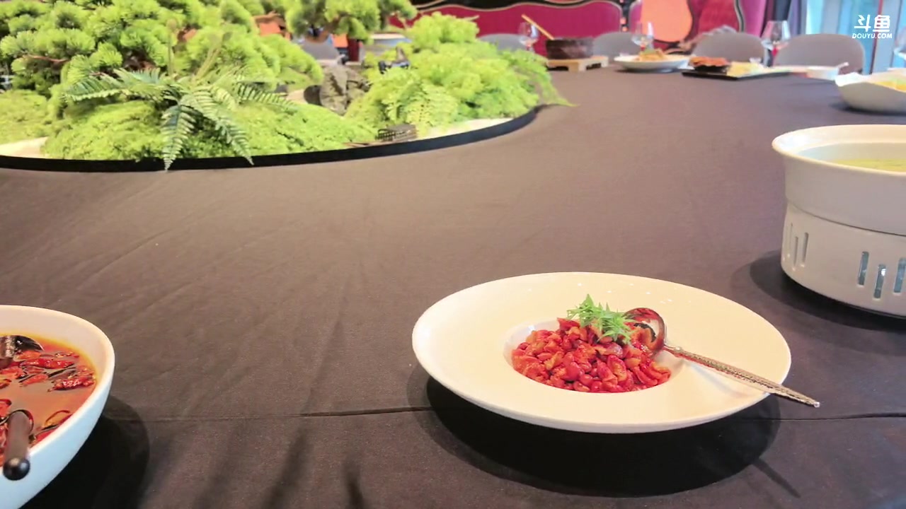 【2023-10-25 16点场】KZ石头Ssst：今天去新俱乐部看看！