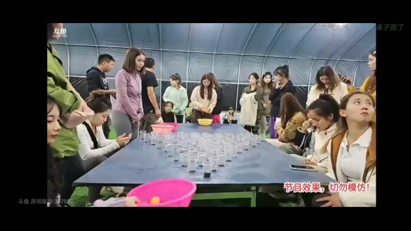 美女大琳投球赢积分，厉害啊