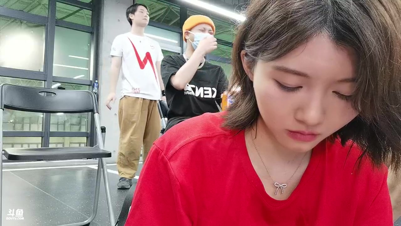 【2023-10-27 21点场】胡嘉一：在深圳户外~