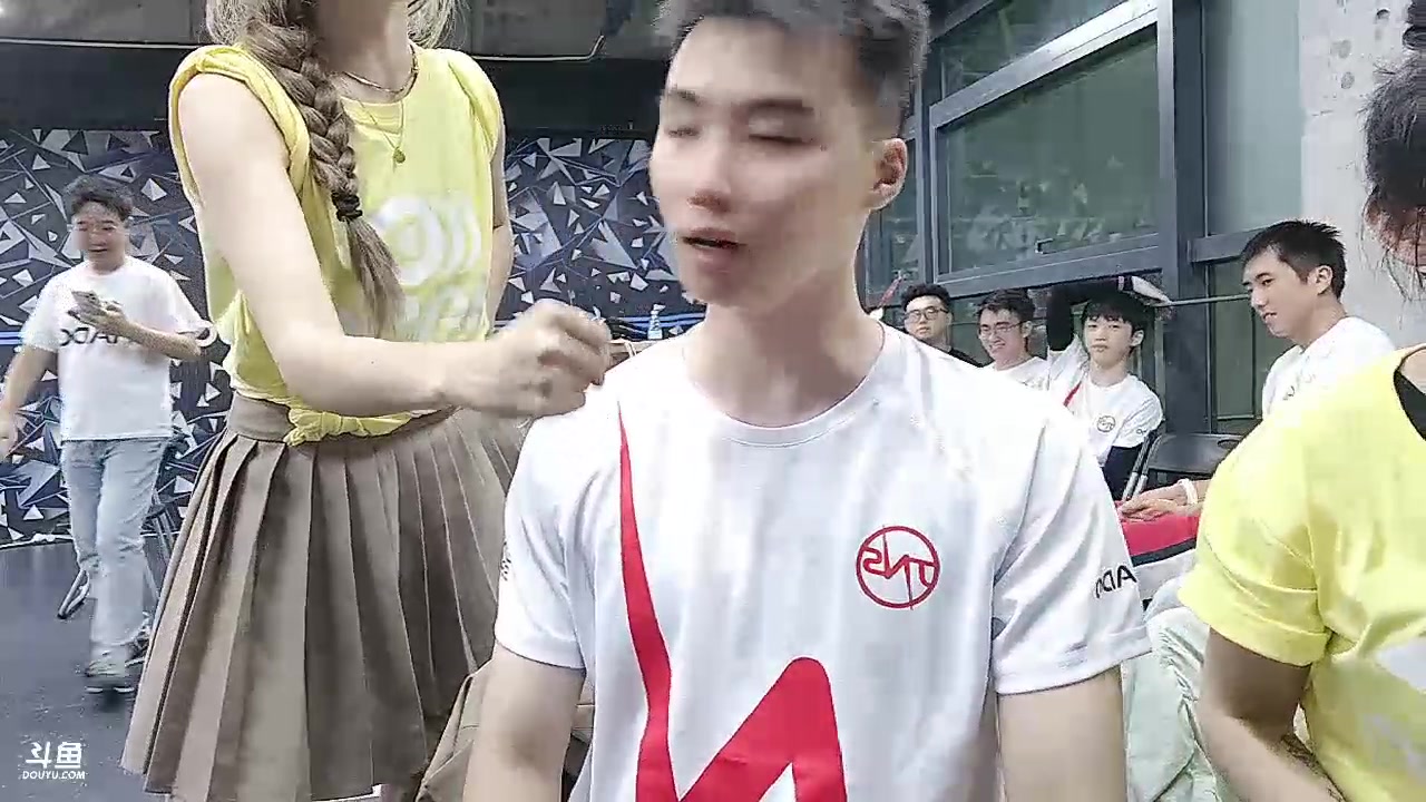 【2023-10-28 21点场】唐6儿：【小奶团】DAY 2