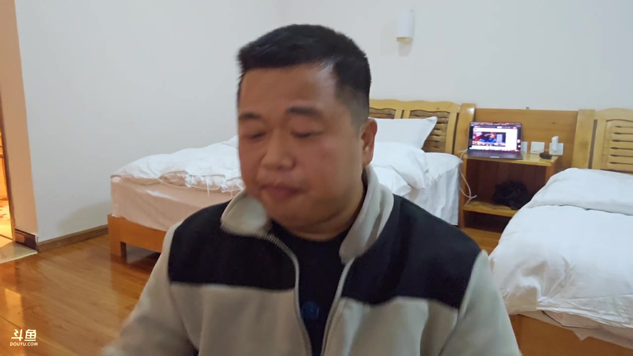 【2023-10-26 19点场】蓝战非OvO：雪山爬完了～环游第221天