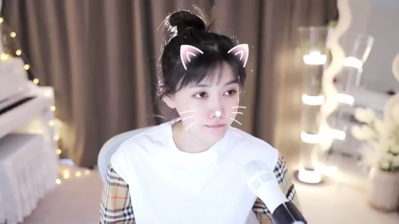 【2023-11-01 14点场】喵小莎：恭喜包哥喜提超帝！