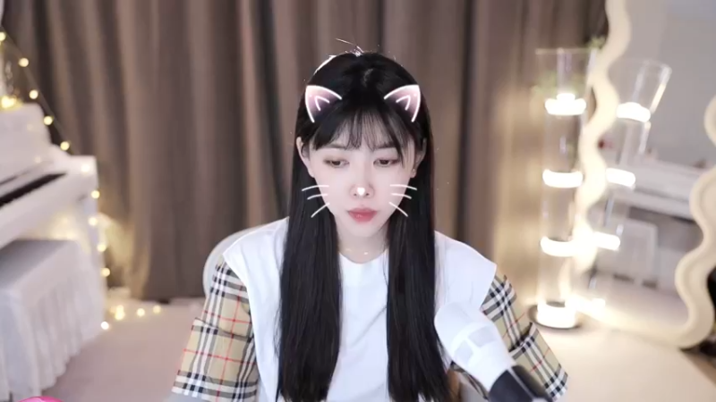 【2023-11-01 23点场】喵小莎：恭喜包哥喜提超帝！