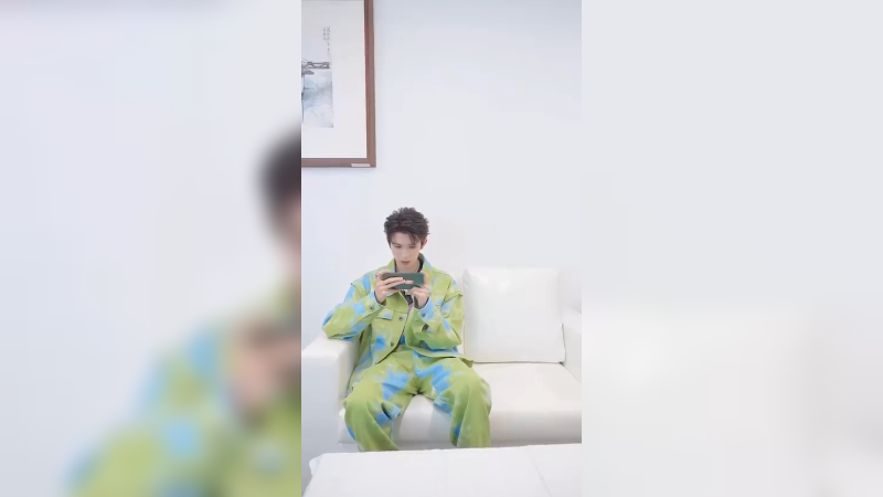兄弟线下再相见，当然要一起峡谷上分啦!
