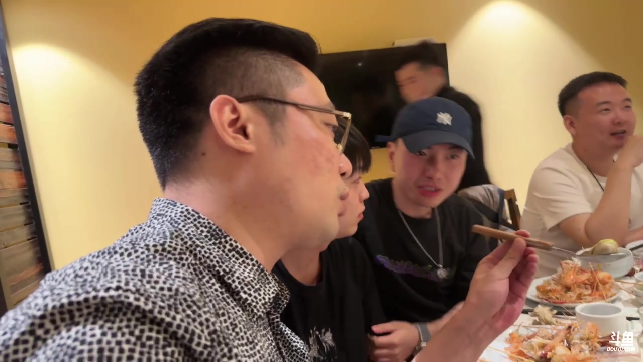 【2023-11-02 18点场】Big茄子：户外一小会
