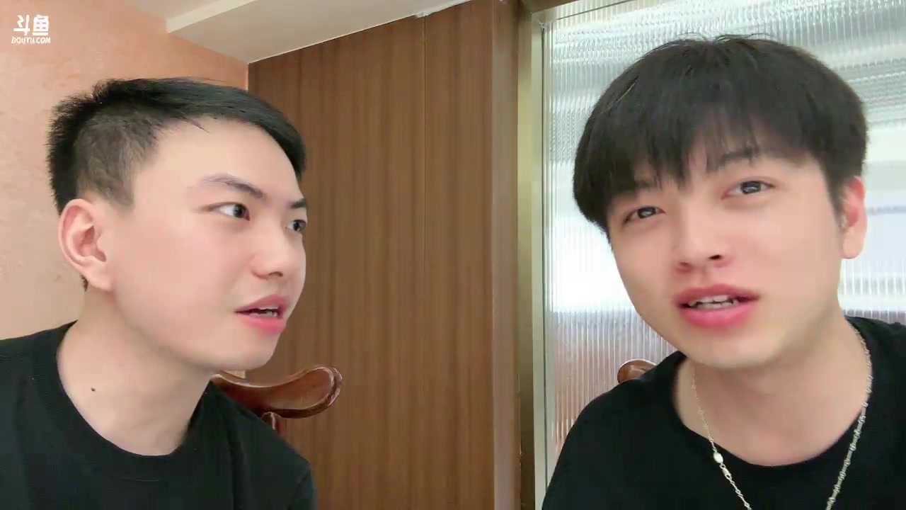 【2023-11-03 22点场】轰轰仔：轰轰：3号当导游，户外随缘望理解~