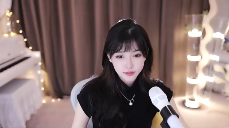 【2023-11-06 01点场】喵小莎：下午三点，晚上11点。