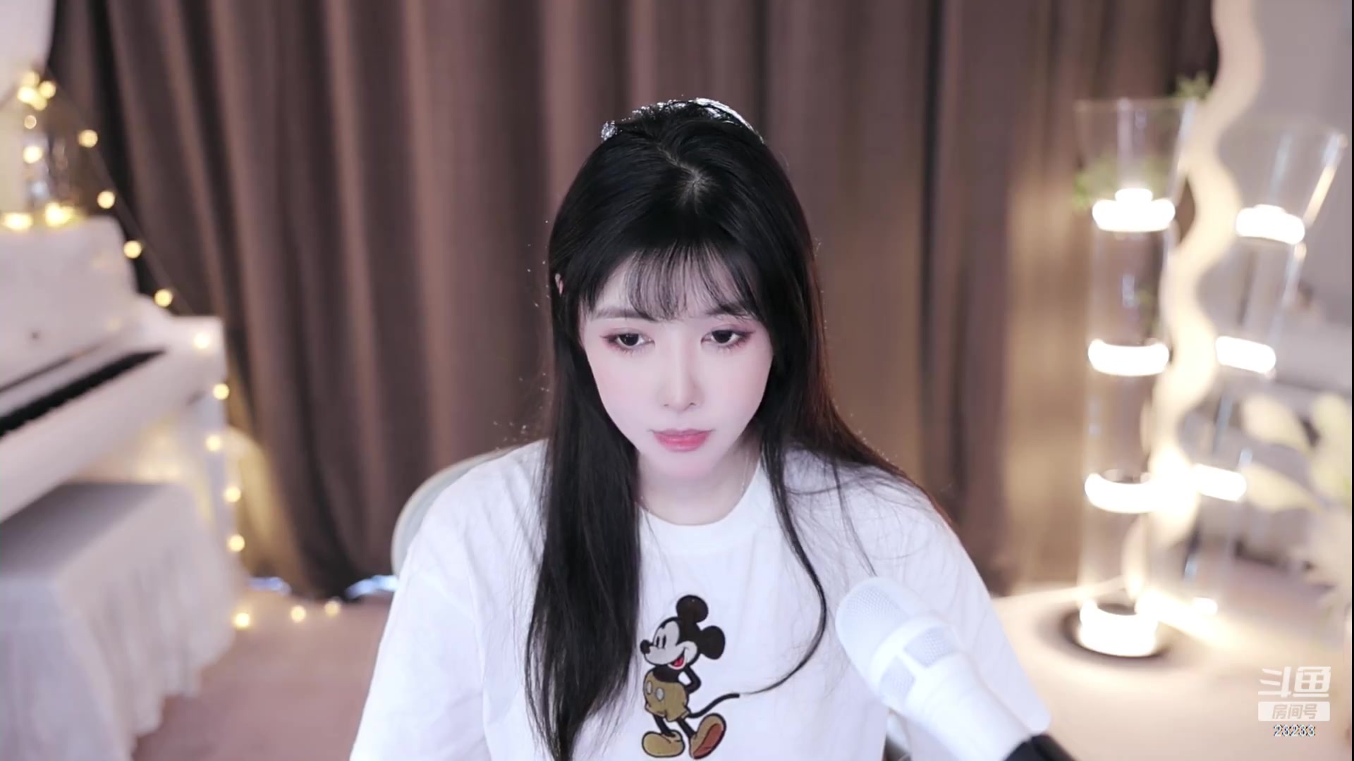 【2023-11-07 15点场】喵小莎：下午三点，晚上11点。