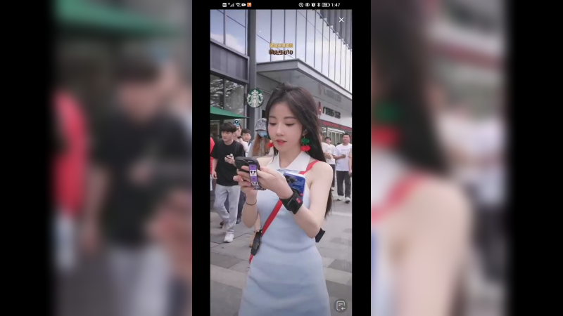 冯提莫今天在广州演唱《奢香夫人》