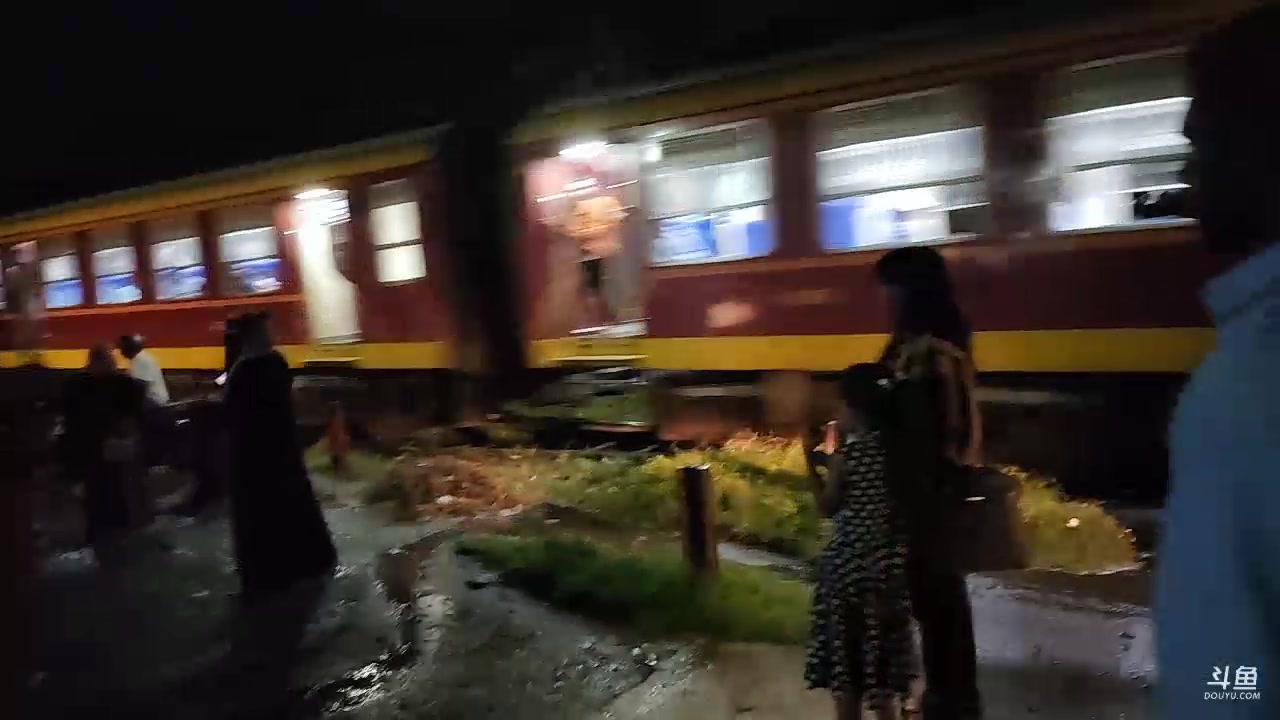 【2023-11-12 21点场】叶子户外：《纪实直播》斯里兰卡day4