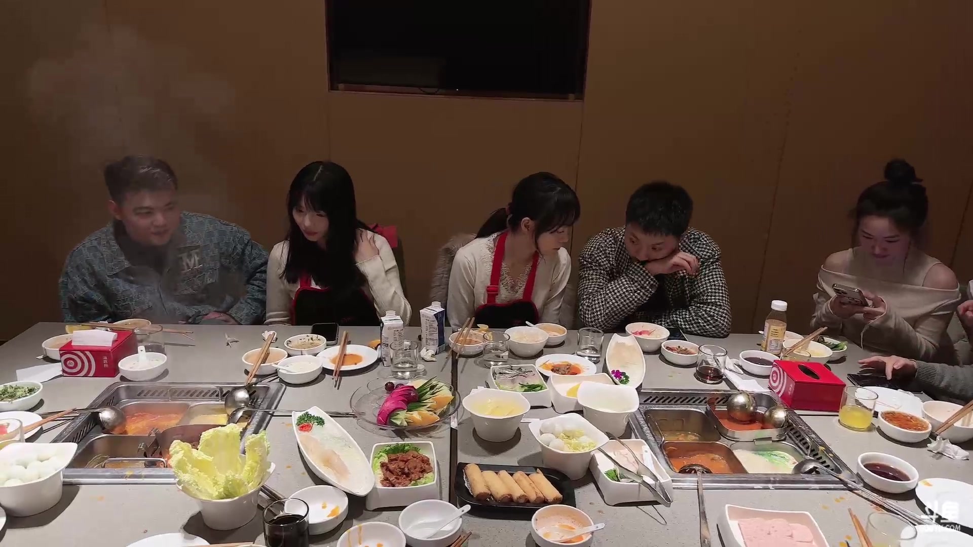 【2023-11-16 00点场】阿涛皎月Carry：11点会见4位女嘉宾！！