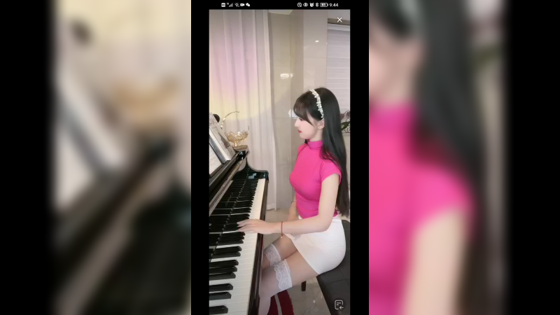 美女弹奏经典音乐，好听