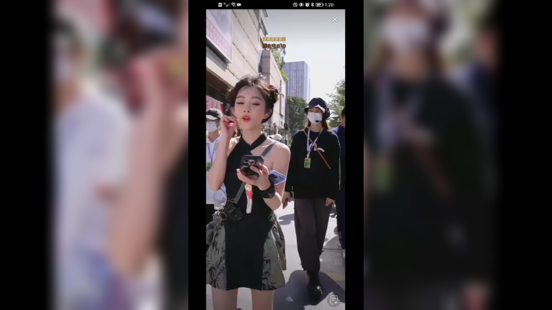 美女冯提莫演唱真不错