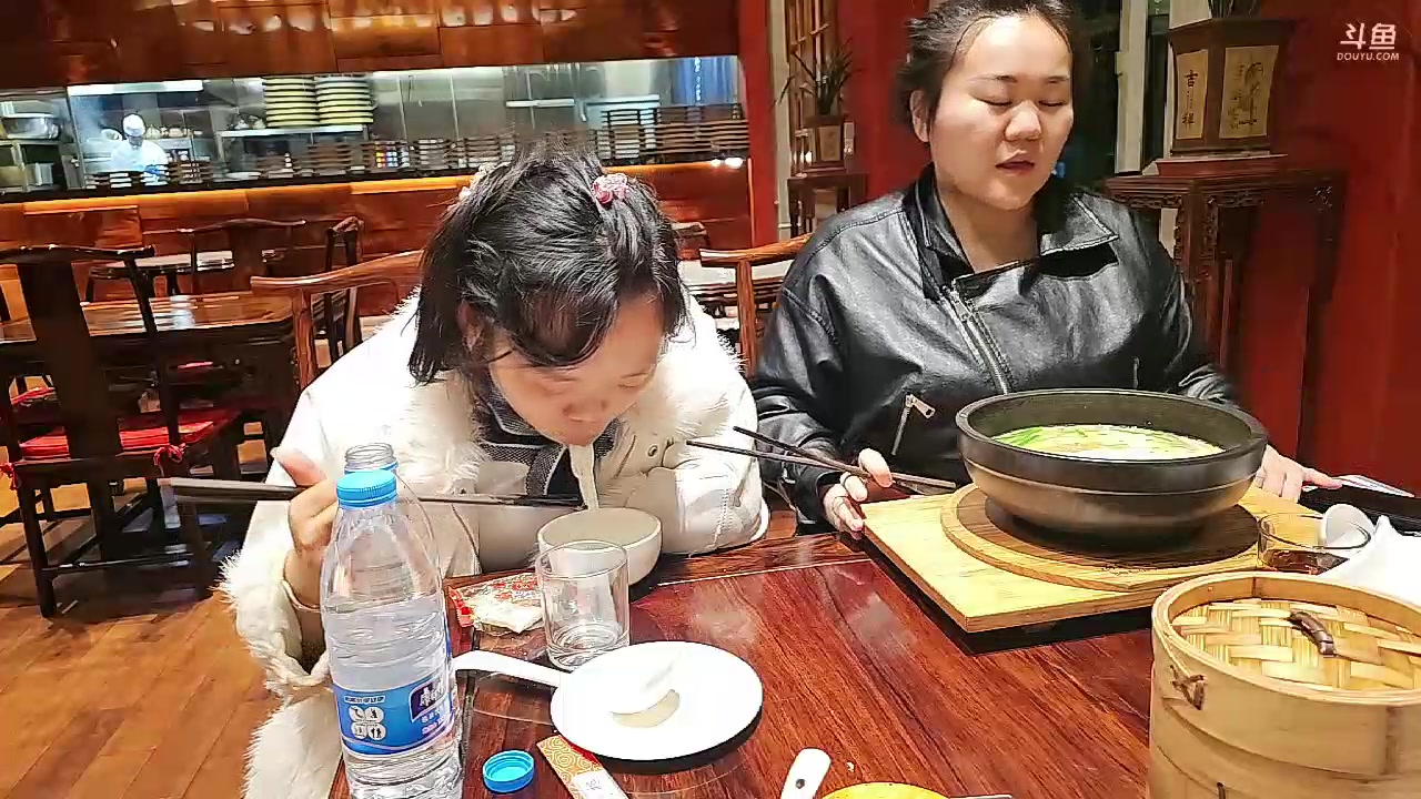 【2023-11-19 20点场】大嘴love：【昆明】远征
