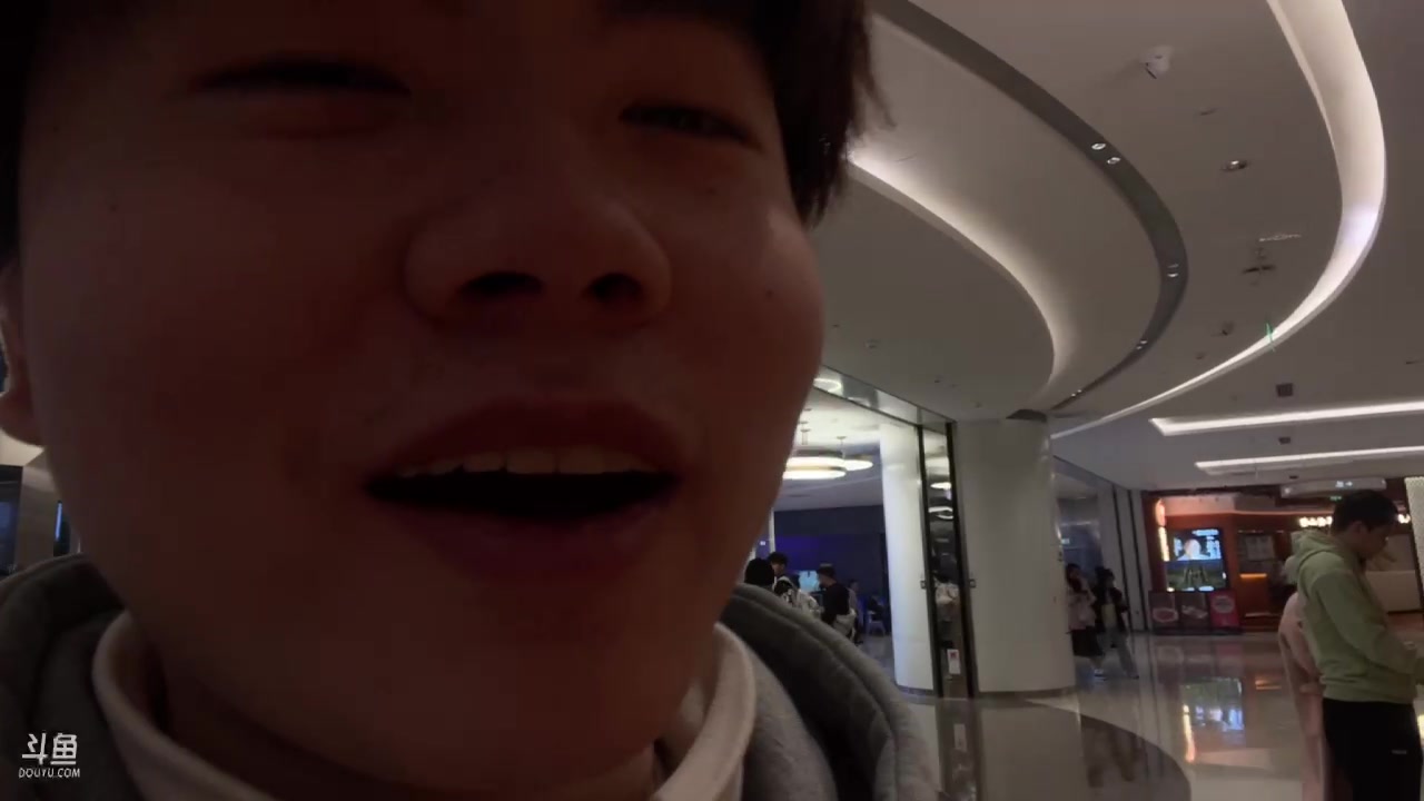 【2023-11-19 12点场】何二抛zZ：户外一下 线下观赛