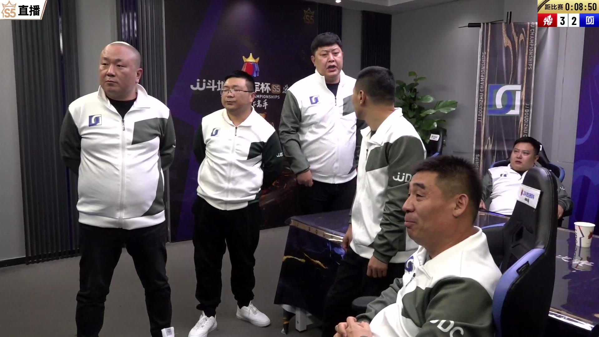 【2023-11-19 21点场】JJ斗地主官方：【观赛赢金条】斗地主总决赛直播中