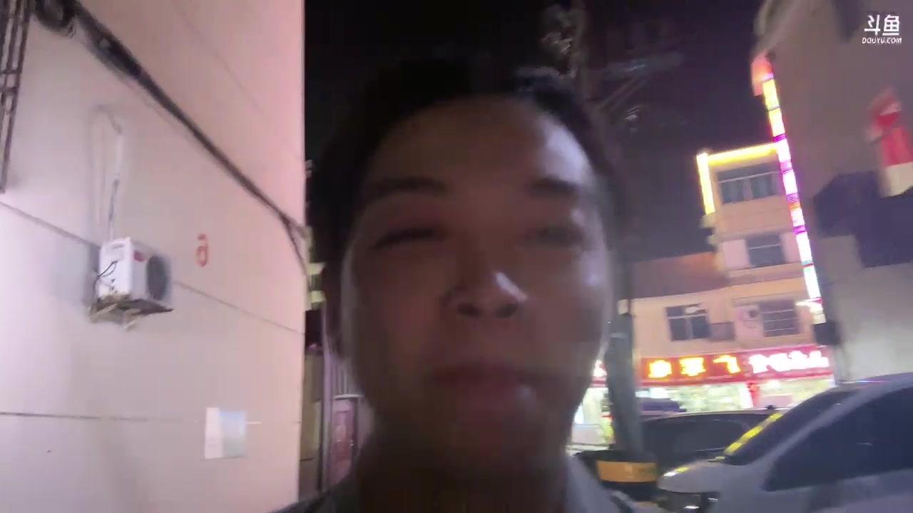 【2023-11-20 19点场】轰轰仔：轰轰：今天出发横店实习探班！废柴请选我！