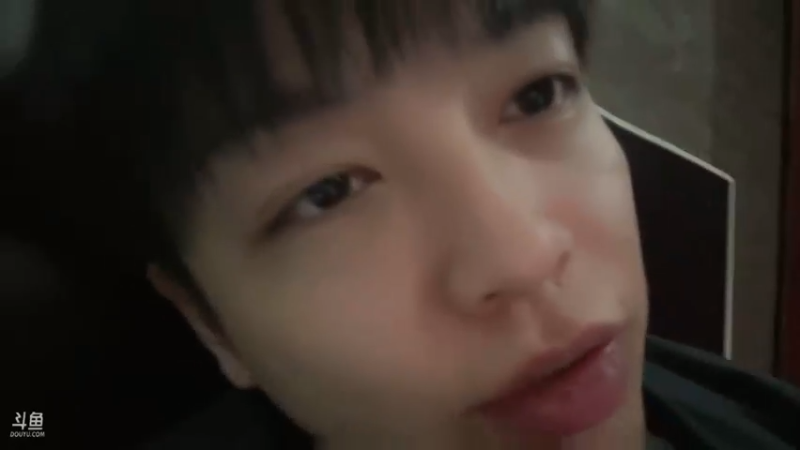 【2023-11-20 23点场】轰轰仔：轰轰：今天出发横店实习探班！废柴请选我！